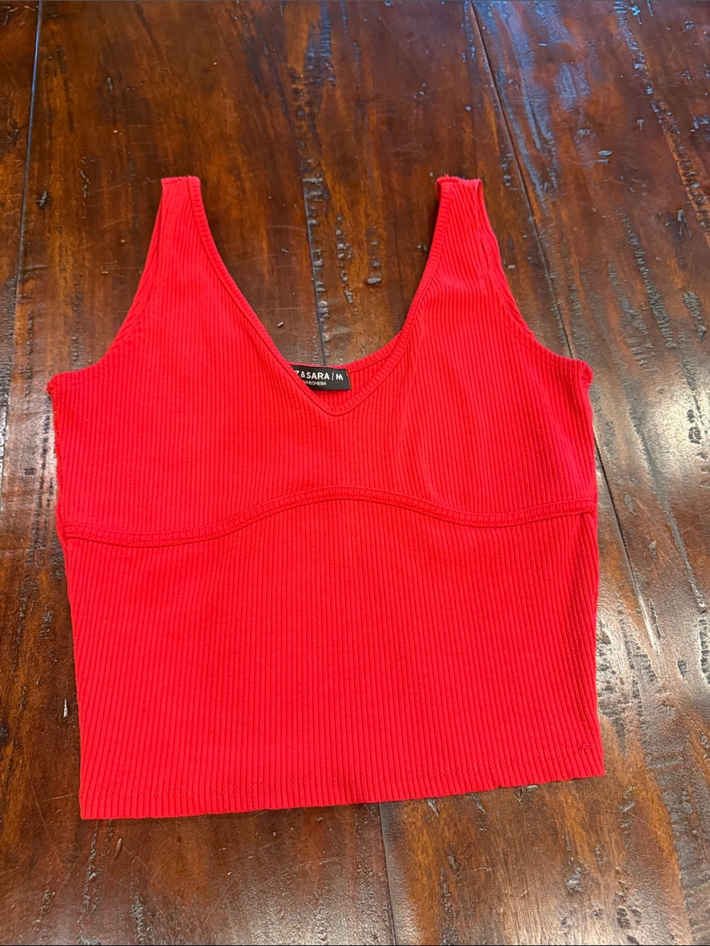Assara Red Ribbed V-Neck Crop Top